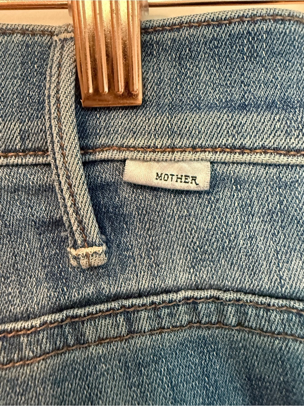 MOTHER The Hustler Ankle Chew Distressed Flare Jeans Size 25 - Picture 6 of 11
